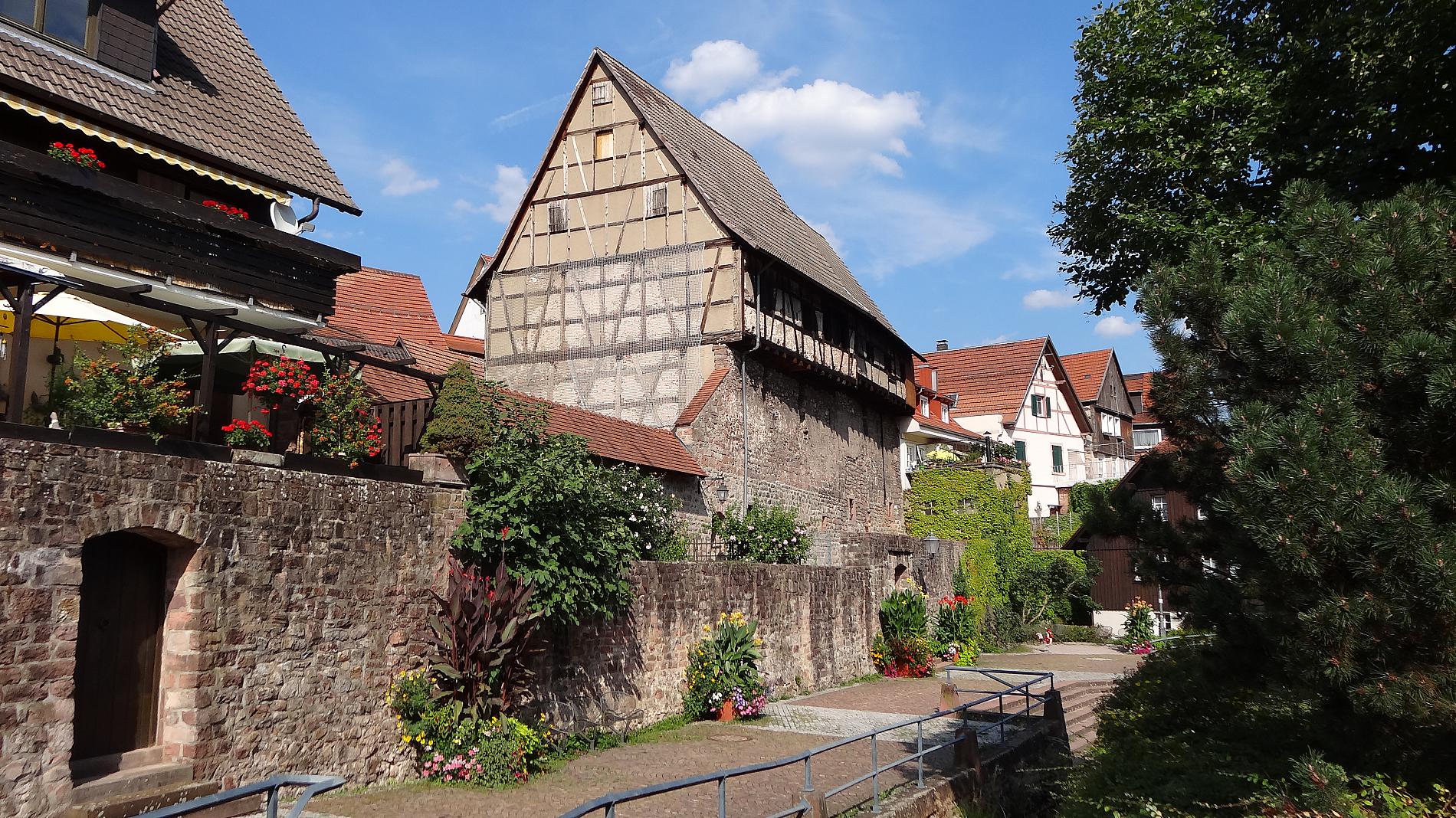 Zehntscheuer in der historischen Altstadt von Gernsbach